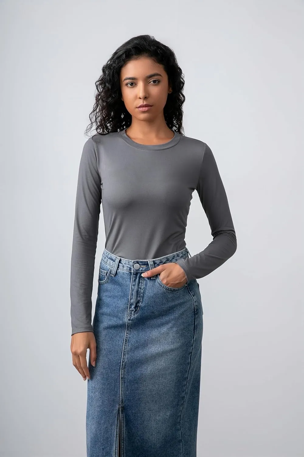 2 Pack Women's Long Sleeve Basic T-Shirts Fall Slim Fit Tops Round Neck Fashion T-Shirts