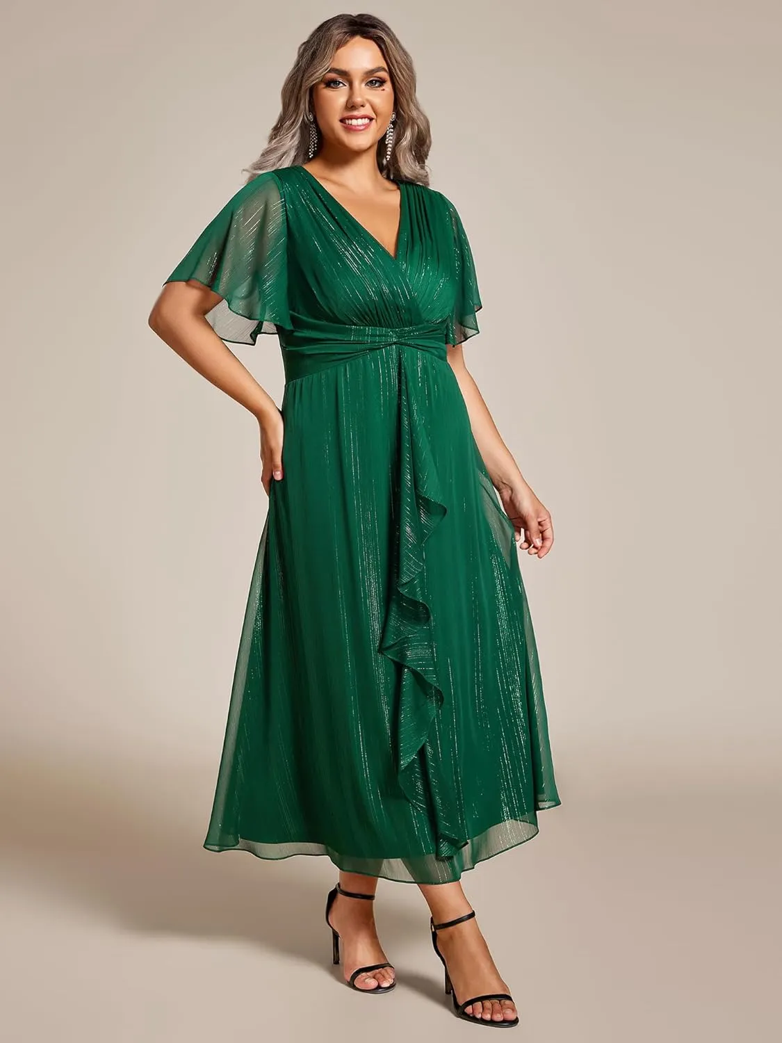 Ever-Pretty Plus Women's V Neck Pleated Plus Size Short Sleeves A Line Midi Semi Formal Dresses 02131-DA