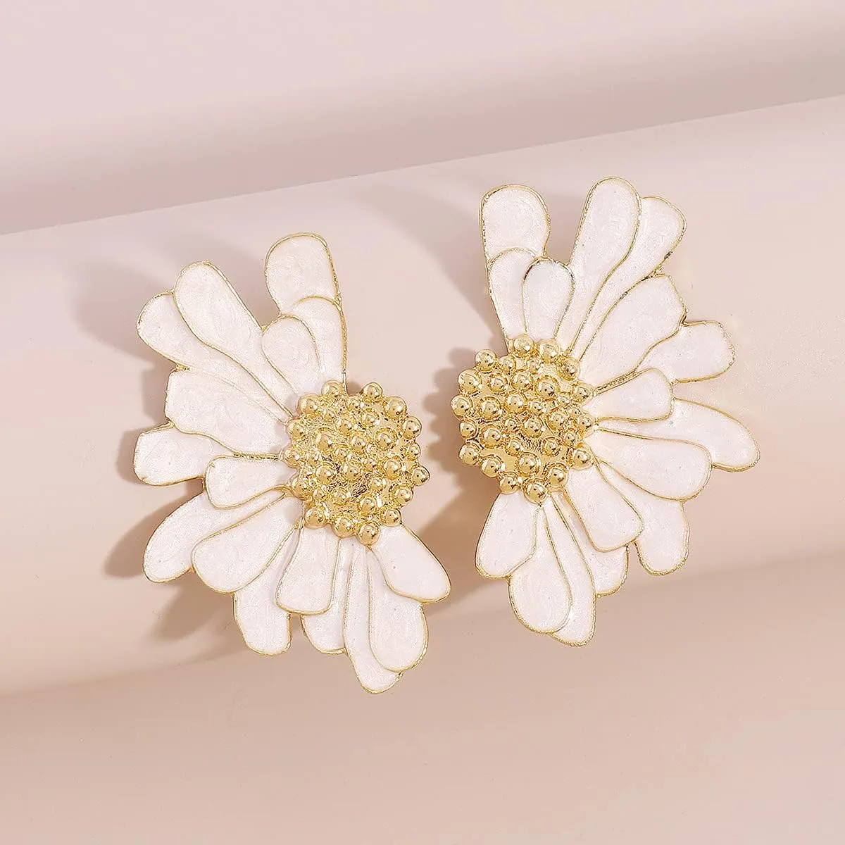 Flower Earrings for Women Big Statement Earrings for Women Floral Earrings Daisy Earrings Pink Gold Silver Orange Black White Flower Stud Earrings Summer Spring Fancy Earrings