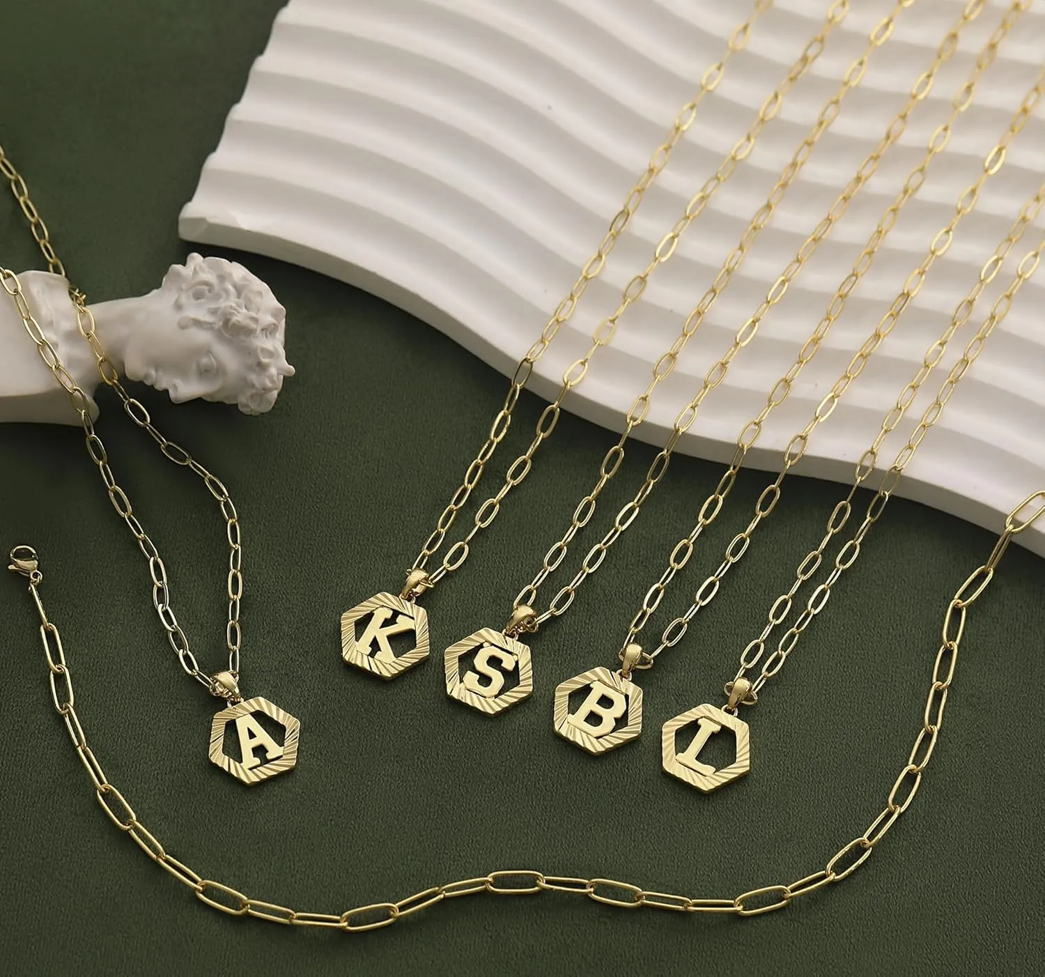 Initial Necklaces for Women,Dainty Gold Letter Necklace 18K Gold Plated Paperclip Chain Necklace Trendy Personalized Monogram Name Necklace Hexagon A-Z Pendant Choker Layered Gold Necklaces