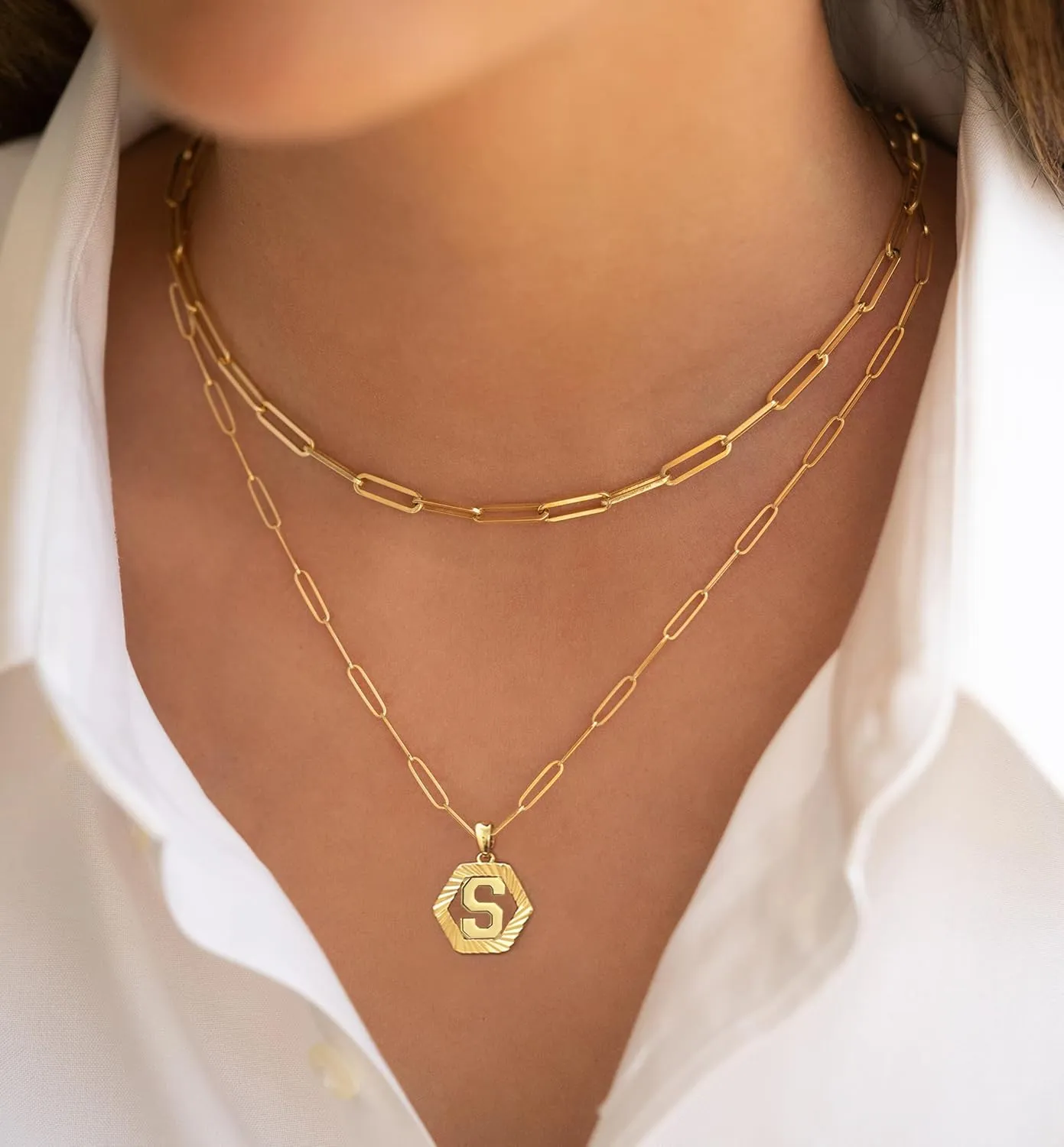 Initial Necklaces for Women,Dainty Gold Letter Necklace 18K Gold Plated Paperclip Chain Necklace Trendy Personalized Monogram Name Necklace Hexagon A-Z Pendant Choker Layered Gold Necklaces