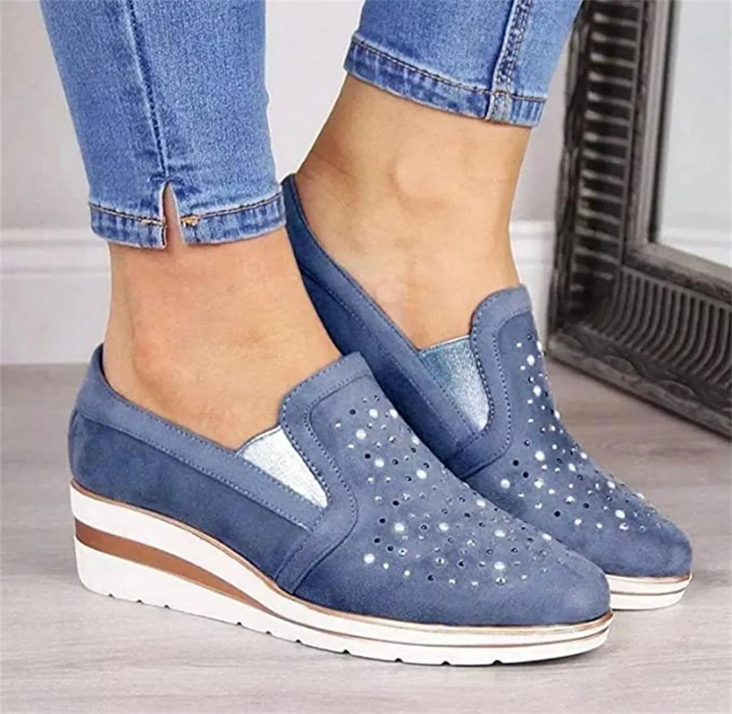 Ladmiple Sneakers For Women Walking Shoes Wide Width Glitter Shoes Slip On Casual Dressy Summer Fashion Flats Loafers