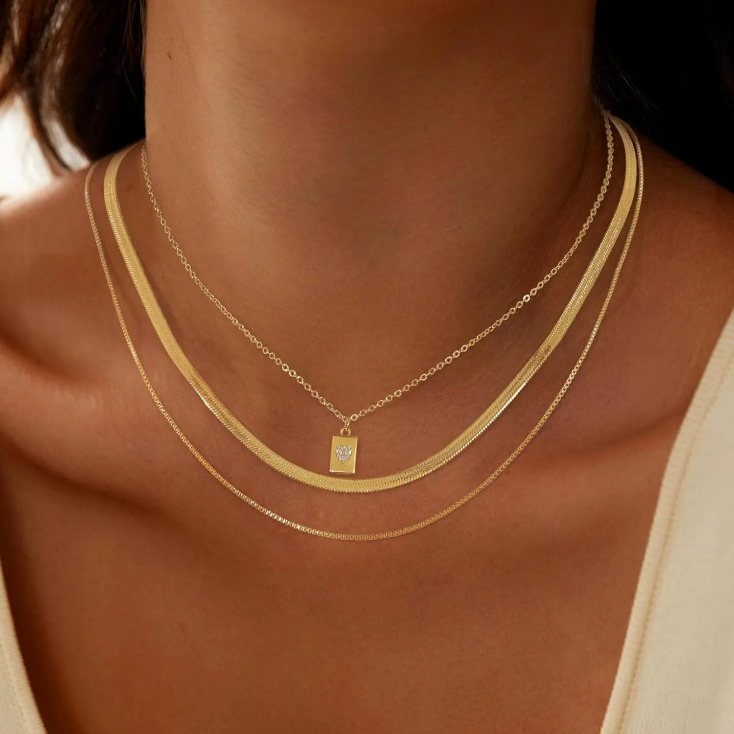 Layered Gold Necklaces for Women,14K Gold Plated Statement Necklace Gold Necklaces Set Simple Gold Choker Necklaces for Woman Layering Necklaces for women Trendy Jewelry for Women Gfts