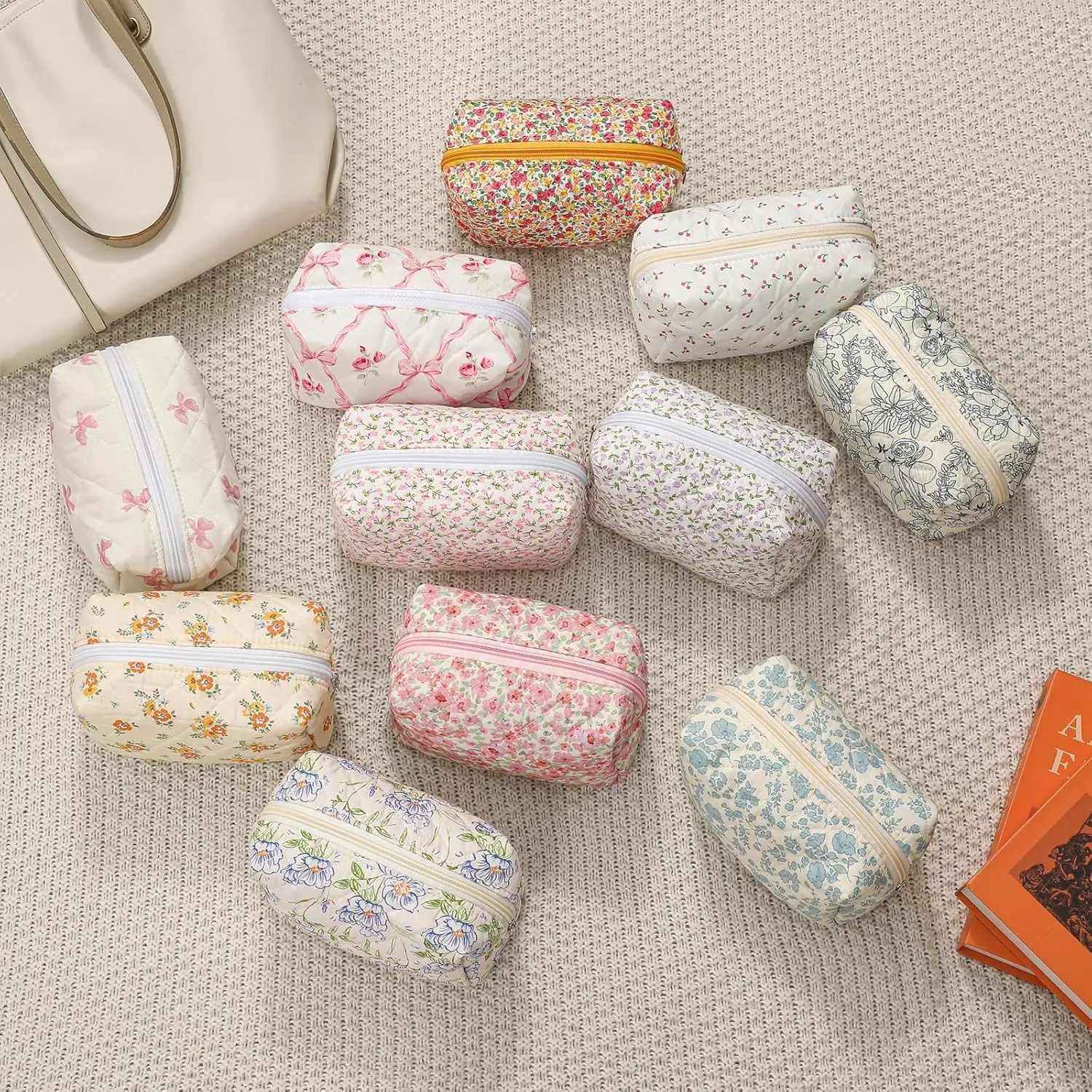Makeup Bag Small Cute Cosmetic Bags for Women Girls, Quilted Makeup Pouch, Coquette Aesthetic Floral Toiletry Organizer Bag