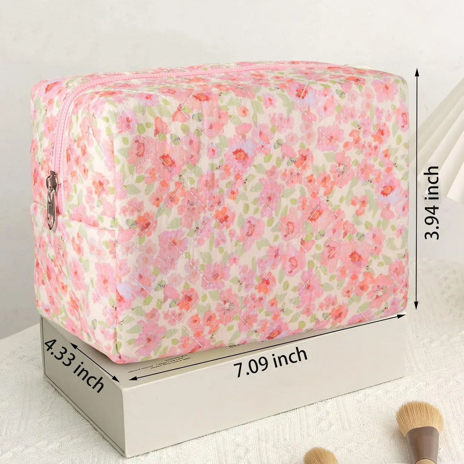 Makeup Bag Small Cute Cosmetic Bags for Women Girls, Quilted Makeup Pouch, Coquette Aesthetic Floral Toiletry Organizer Bag