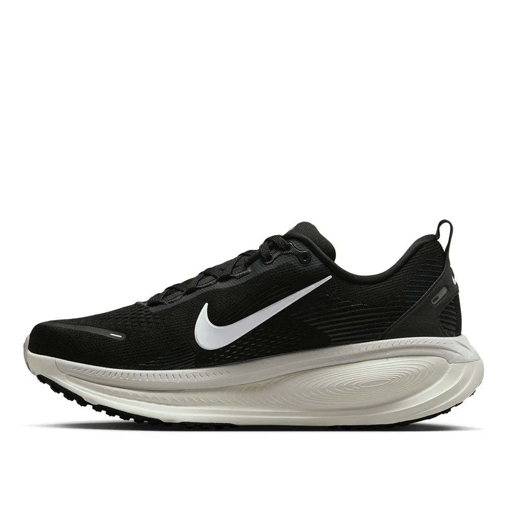 Nike Men's Vomero 18 Running Shoes