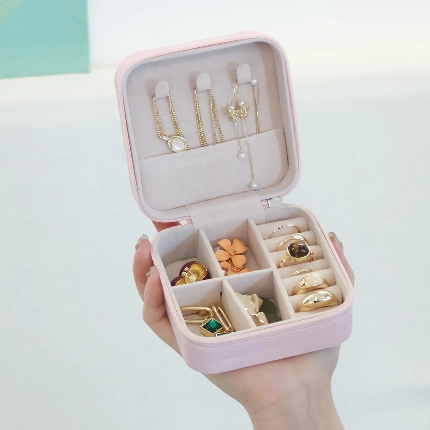 OceeK Mini Jewelry Travel Case,PU Leather Small Jewelry Box, Travel Jewelry Organizer Storage Case,Pink,1 Pack