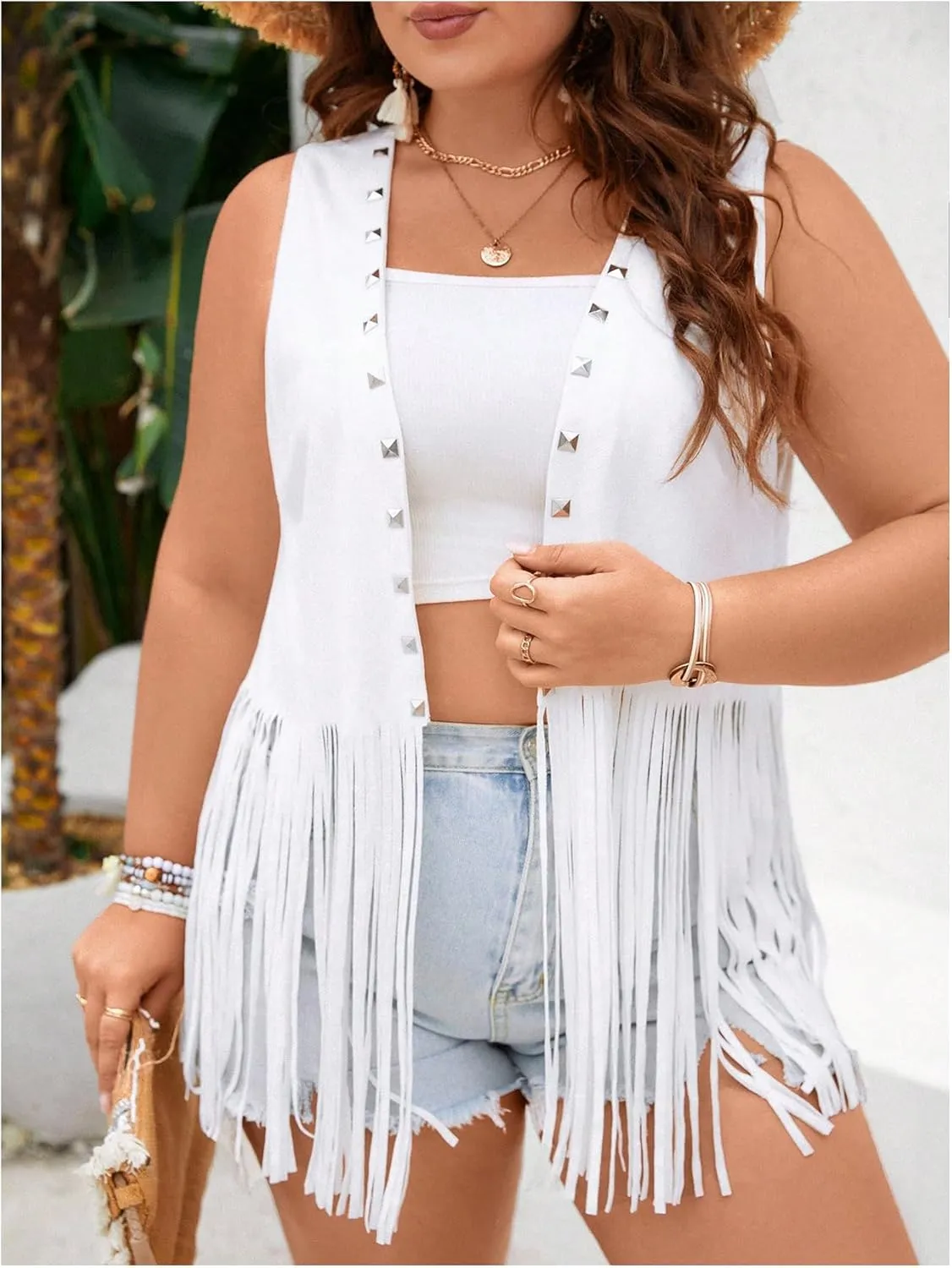 OYOANGLE Women's Plus Size Studded Fringe Trim Open Front Sleeveless Faux Suede Vest Jacket