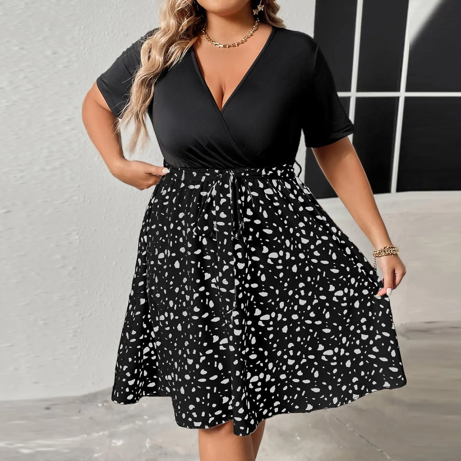 Plus Size Dresses for Curvy Women Short Sleeve Wrap V Neck Tie Waist Short Dress Swing A Line Mini Dress