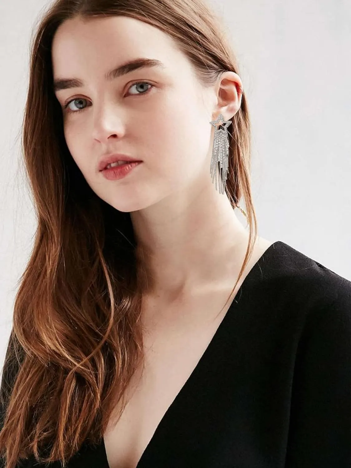 Rhinestones Star Earrings for Women Tassel Crystal Dangle Earrings Stud Cowboy Cowgirl Earrings Sparkly Prom Concert Summer Jewelry for Women Birthday Gifts for Her
