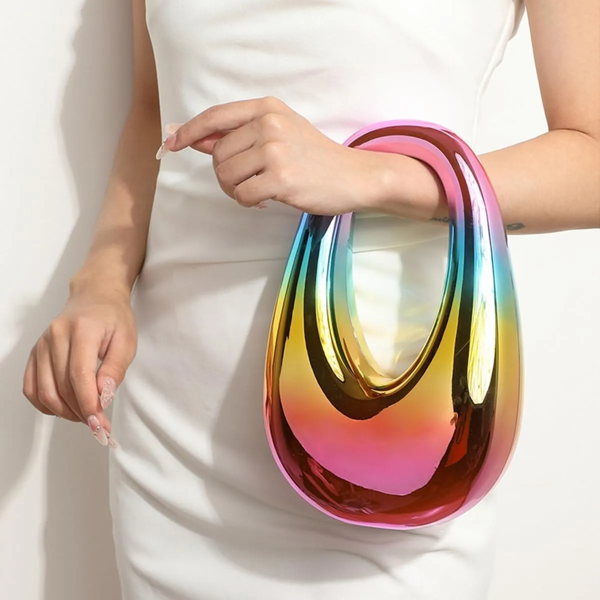 Women Acrylic Clutch Purse Egg Shape Evening Bag Metallic Top Handle Handbag Mirror Shoulder Bag for Wedding Party