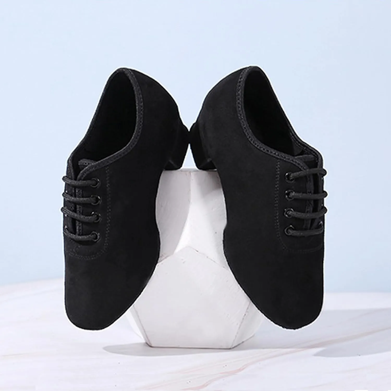 Women's Latin Dance Shoes Closed Toe Lace up Ballroom Modern Salsa Rhythm Teaching Practice Dance Shoes for Girls